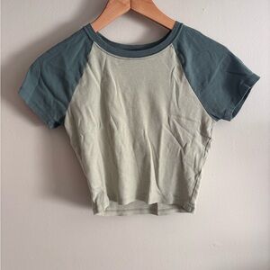 Hollister 2 Tone Green Raglan Crop Top